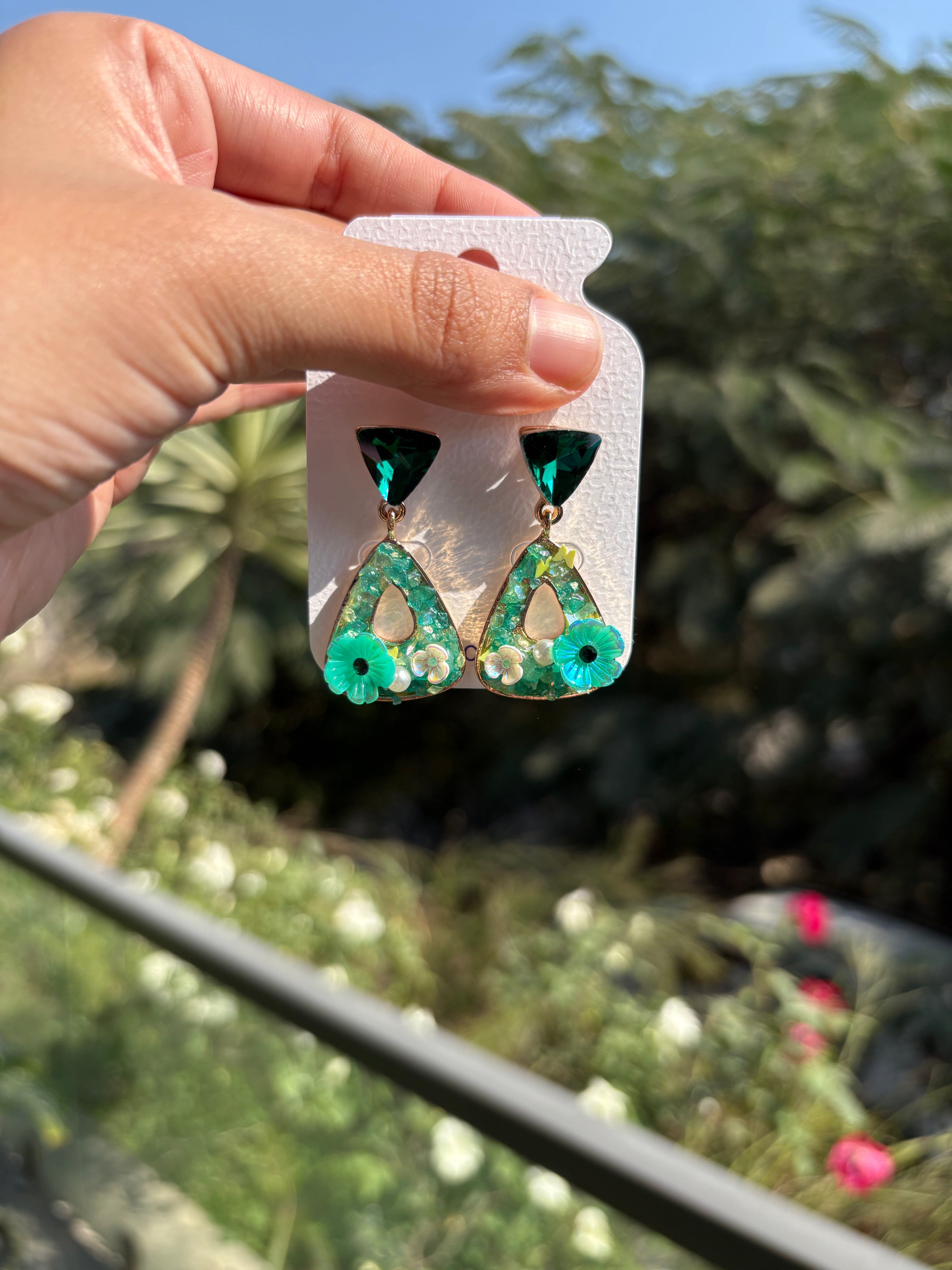 Triangle Floral Drops | Green