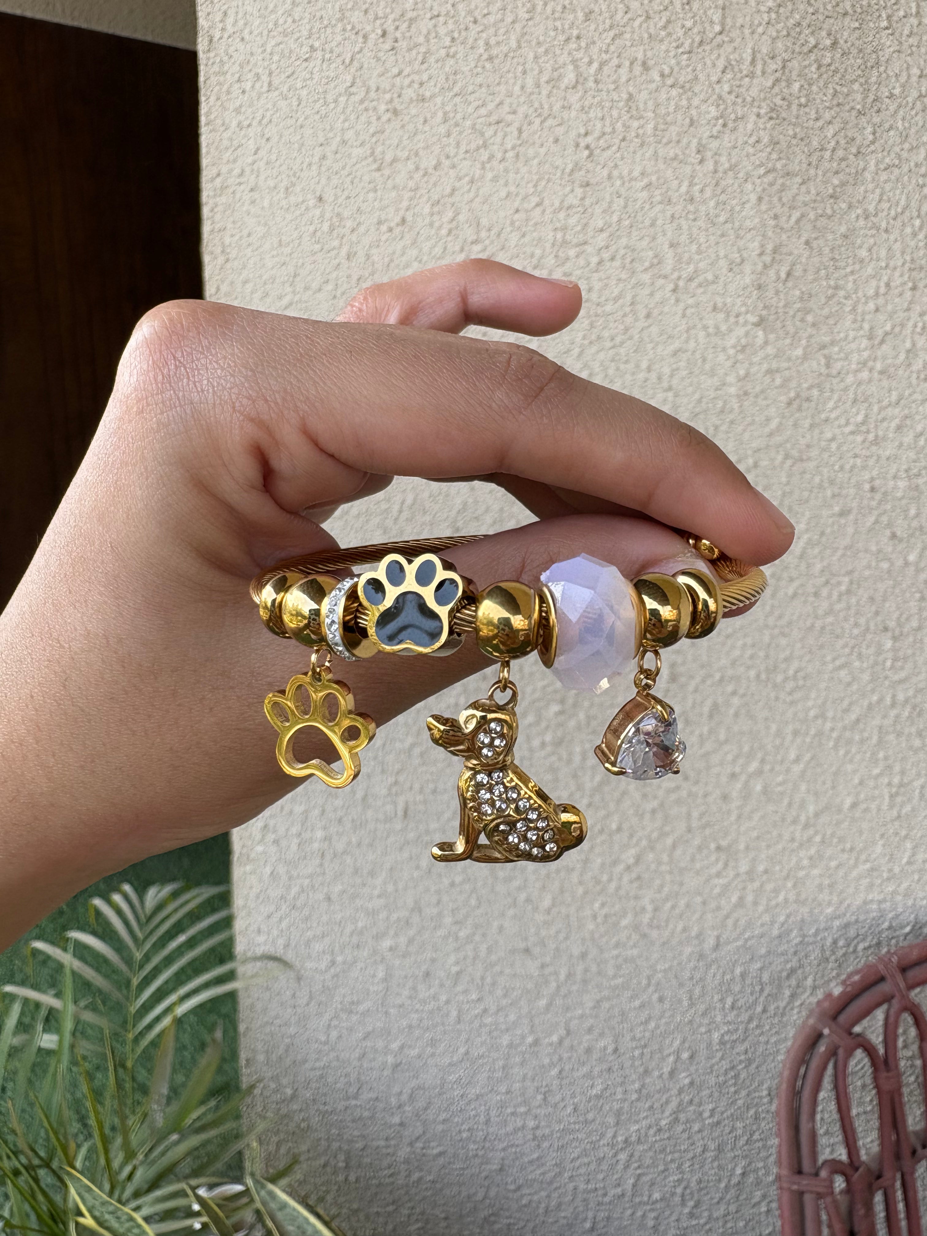 Dog Paw Charm Bracelet | Gold | Anti Tarnish
